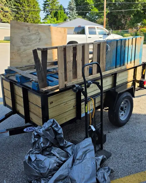 Junk Removal crew loading items
