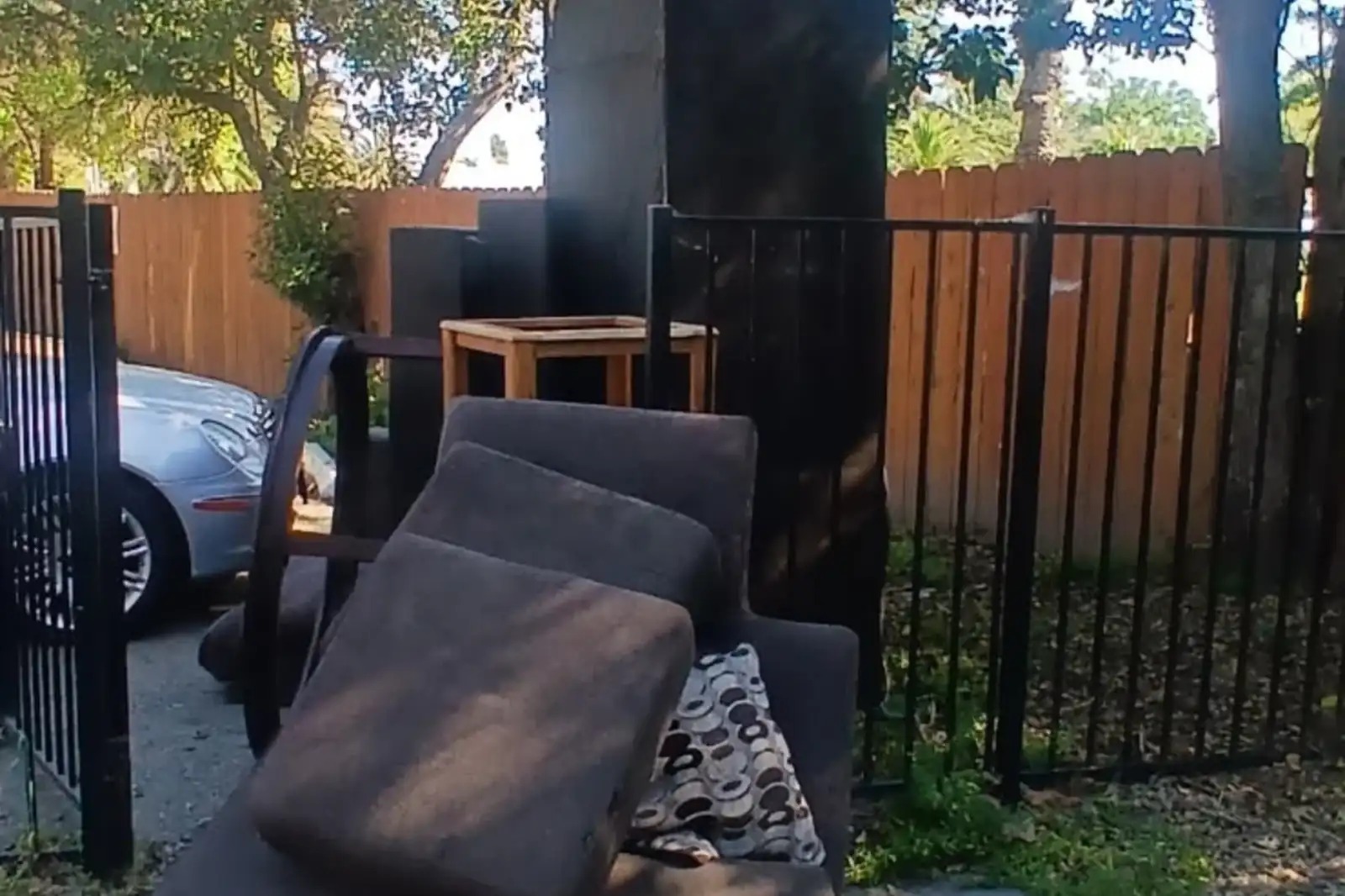 Couch and Furniture Pickup in Mango, FL - photo 1